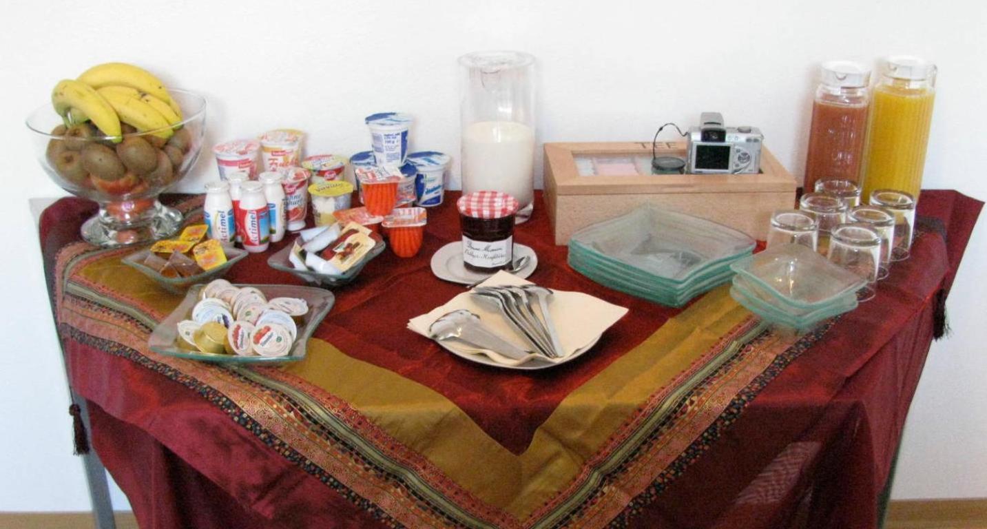 Gaestehaus Perrin Bliesmengen-Bolchen ภายนอก รูปภาพ